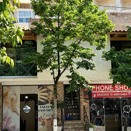 Laura Room'S Saranda Dış mekan fotoğraf