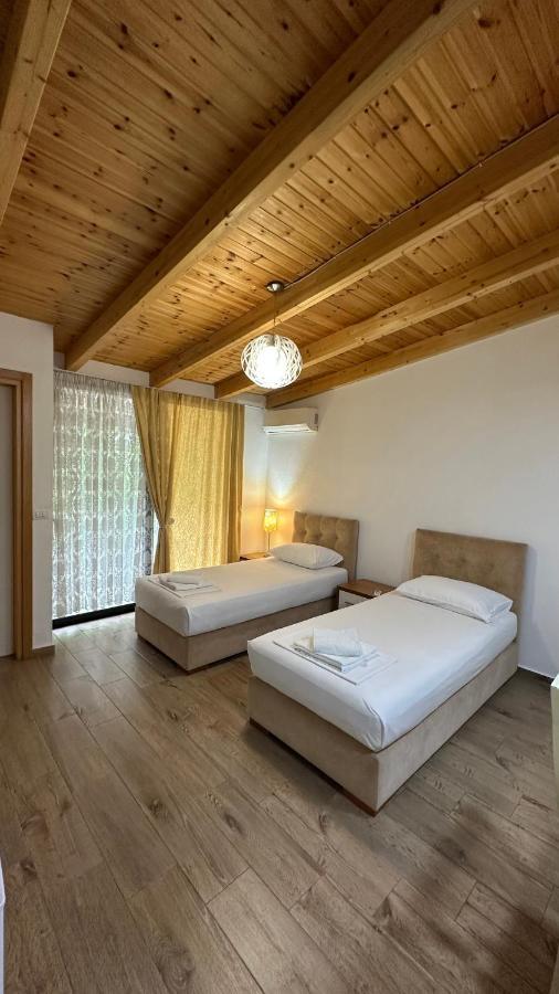 Laura Room'S Saranda Dış mekan fotoğraf
